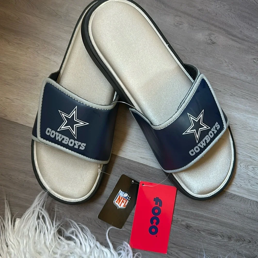 NWT Men’s Dallas Cowboys Foam Slides 9-10